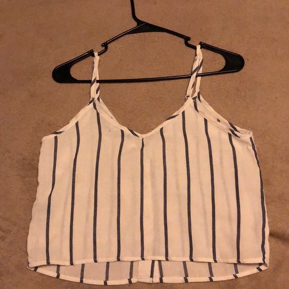 CROP TOP - Picture 3 of 3